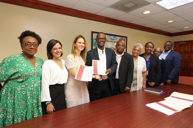 Hitit-Bahamasair(Nevra Onursal Karaagaç_CMOHitit_Tommy Turnquest_Yönetim Kurulu Başkanı_Bahamasair