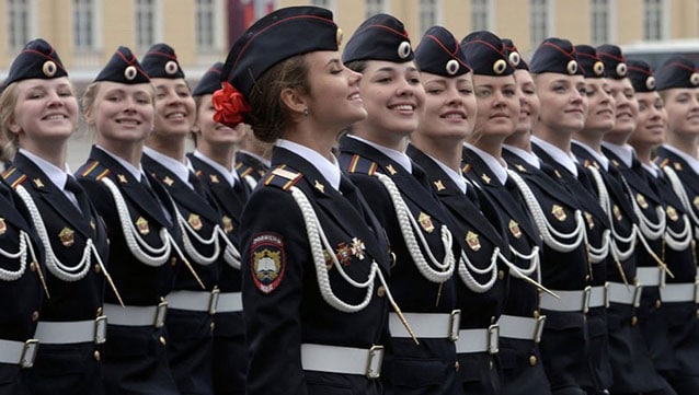 250 bin Rus polis geliyor!