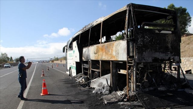 30 yolcuyla seyir halindeydi bir anda dumanlar yükseldi ve...