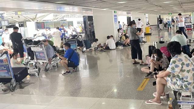 80 bin turist mahsur!