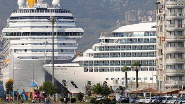 ABD, hastaları gemide tedavi edecek