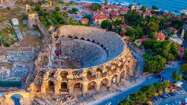 Antalya’da 684 milyon TL’lik ihalelere inceleme