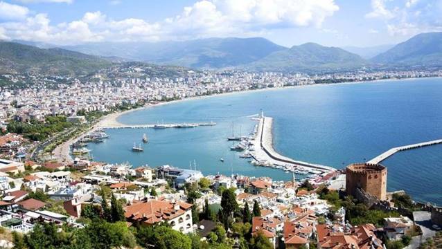 Antalya'da 95 milyon liraya satılık turizm arazisi!