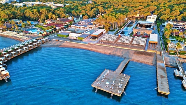 Antalya'da bir otel daha açtı