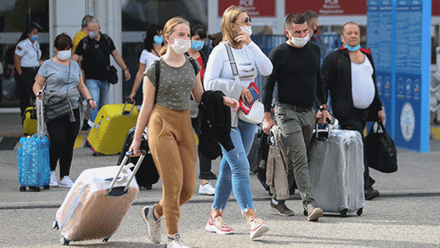 Antalya'nın 6 aylık performansı için turizmciler ne dedi?