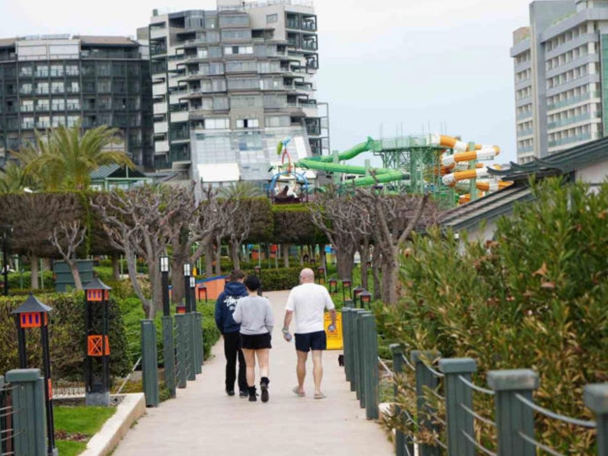 Turizm sezonu alarmda: Antalya’da rezervasyonlar güvende mi?