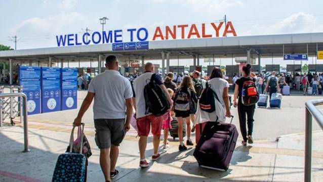 Antalya turizminde yeni rekor!