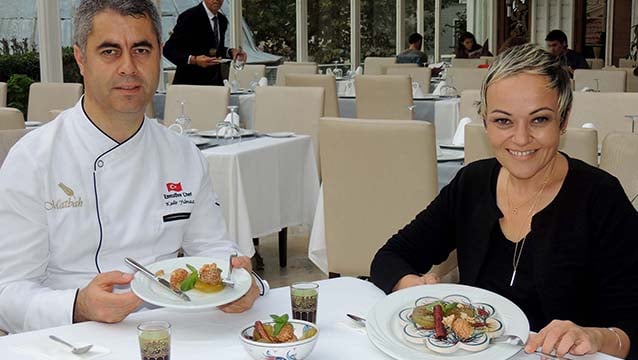 Antik çağın tatlısını menüsüne alıyor