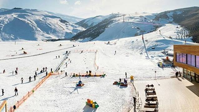Azerbaycan, kış tatili için en cazip seçenek olarak öne çıkıyor