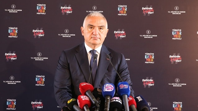 Bakan Ersoy: İçi boş şeyi tanıtırsanız turist yönünü değiştirir