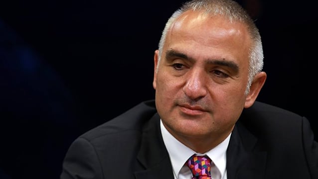 Bakan Ersoy siyaseti nerede öğrendi? 