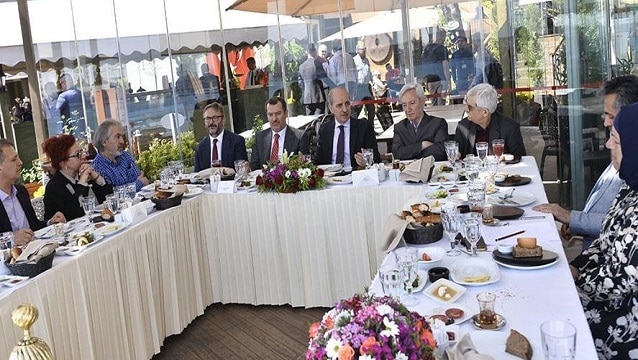 Bakan Kurtulmuş İstanbul Çalıştayı'nın hazırlıkları hakkında bilgi aldı