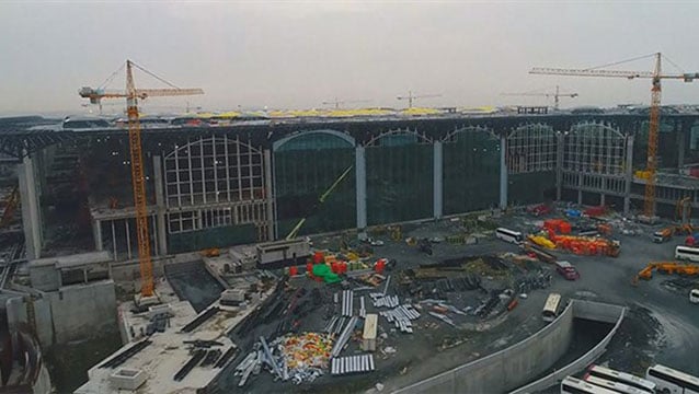 Bakan, havalimanı inşaatında kaç işçinin öldüğünü açıkladı