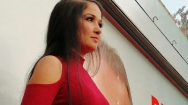 Balkondan düşen turizmci ağır yaralandı