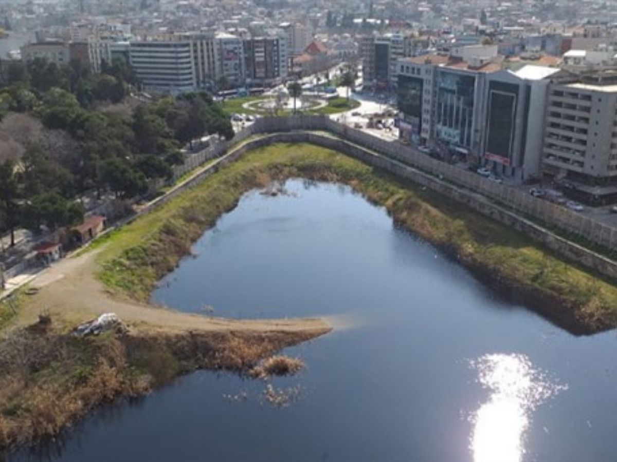 Jak Eskinazi: Bu çukur İzmir’in önünü kesiyor... 