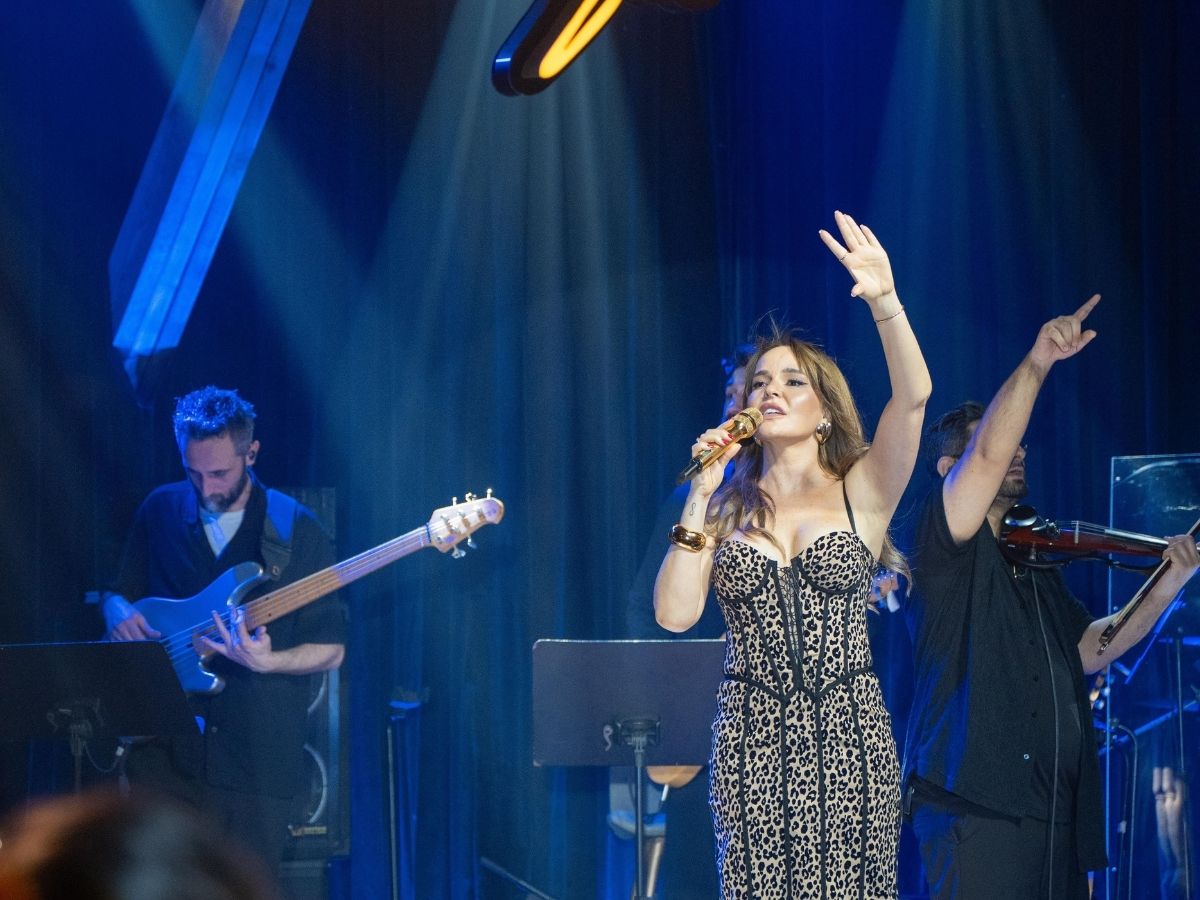 Bengü Merit Park’ta fırtına gibi esti: Letafet sahnesinde unutulmaz gece