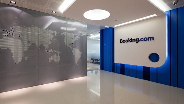 Booking.com duygusala bağladı