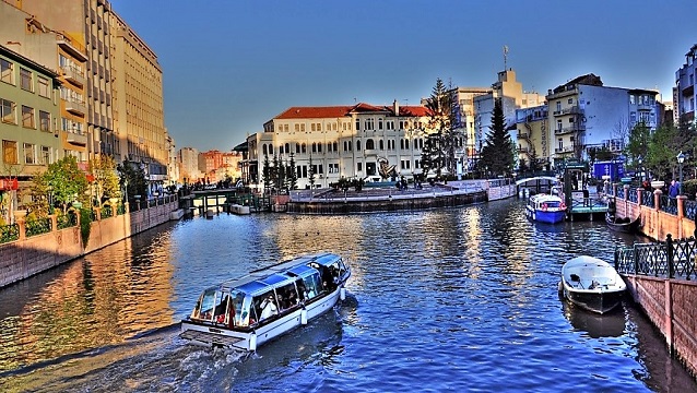 Bu yıl İzmir'de Eskişehir rüzgarı esecek