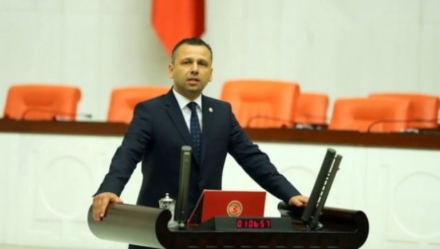 Burak Erbay'dan Bakanlığa çağrı: Turizm çalışanları gecikmeden aşılansın