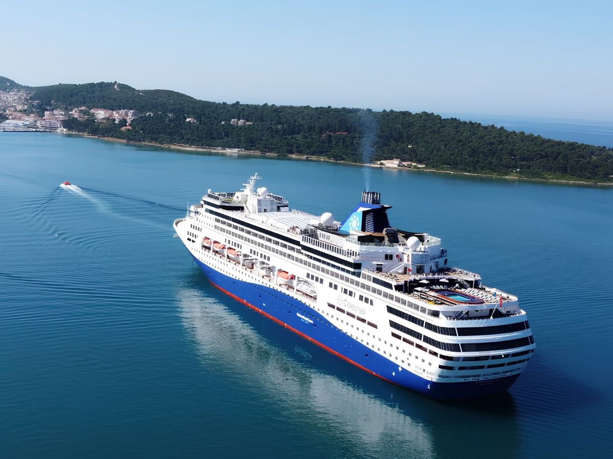 Hürmüz’de Celestyal zaferi: İmkansız geçiş başarıldı