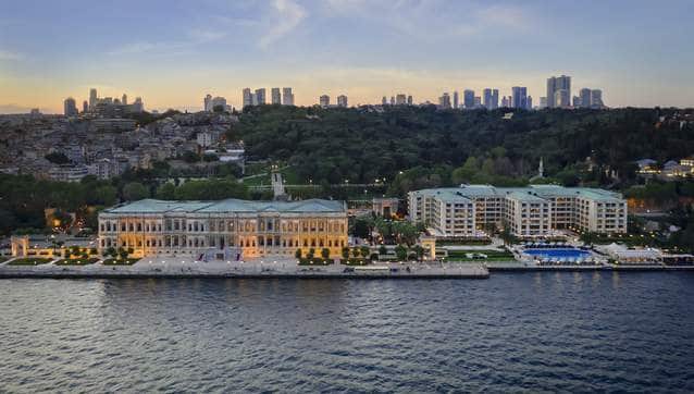 Çırağan Sarayı’na Forbes Travel Guide’dan “Beş Yıldız’’ verildi