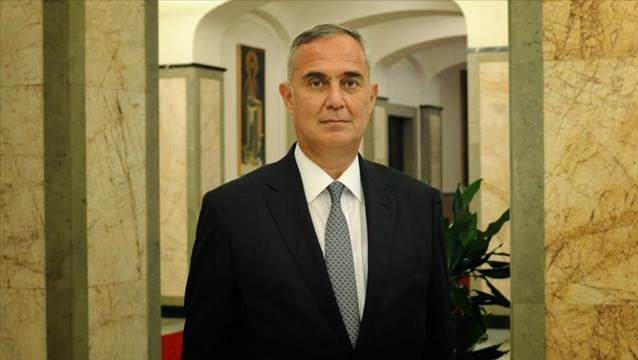 Çorabatır: 3 otelimde Salı akşamına kadar aşı olmayan kalmayacak