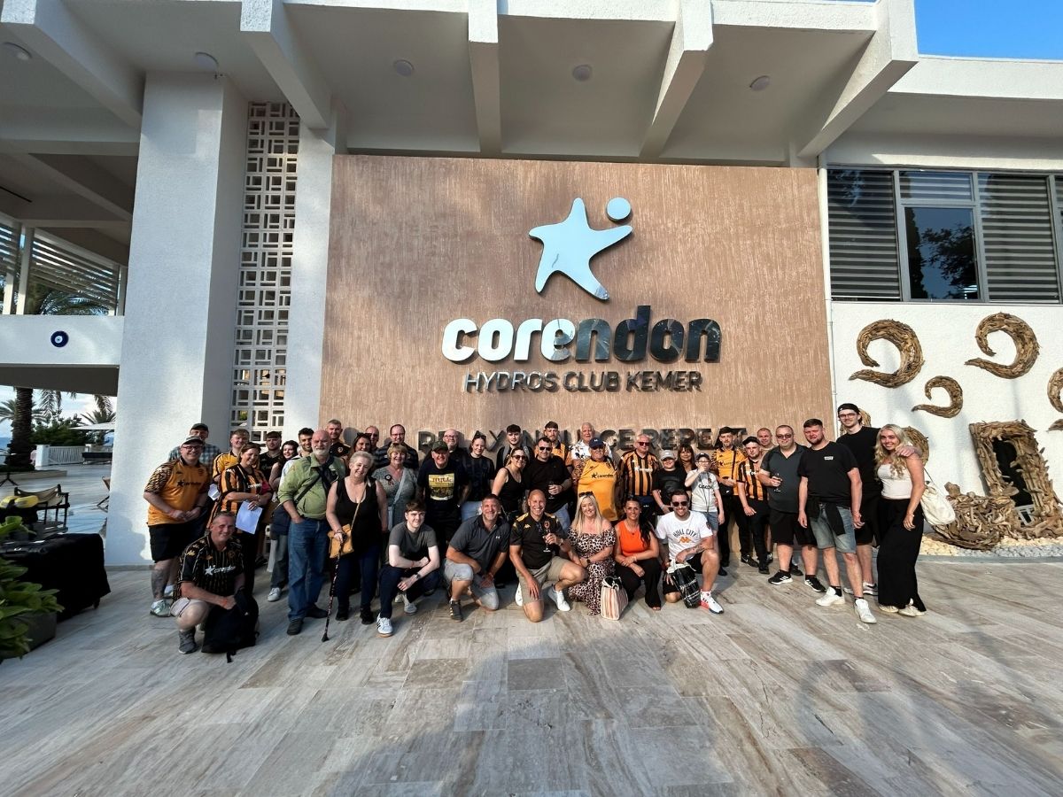Corendon uçurdu Antalya ağırladı: Hull City taraftarları Türkiye’de
