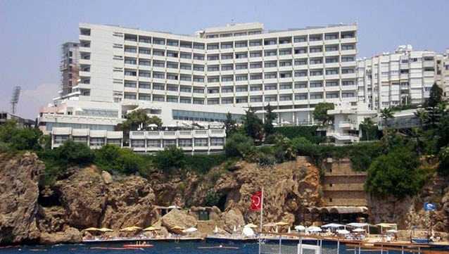 Divan Antalya Talya Otel'de 'yıkım' açıklaması!