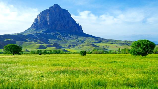 Dört bir yanı tarih Nahçıvan, turistleri cezbediyor