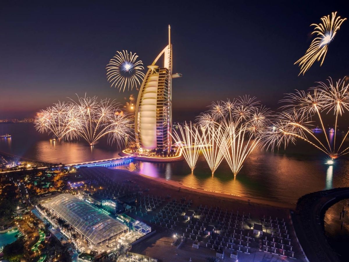 Dubai, yılbaşı kutlamaları ve kış pazarlarıyla yoğun ziyaretçi bekliyor