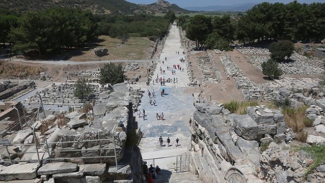 Efes'te 'tuvalet' 60 lira!