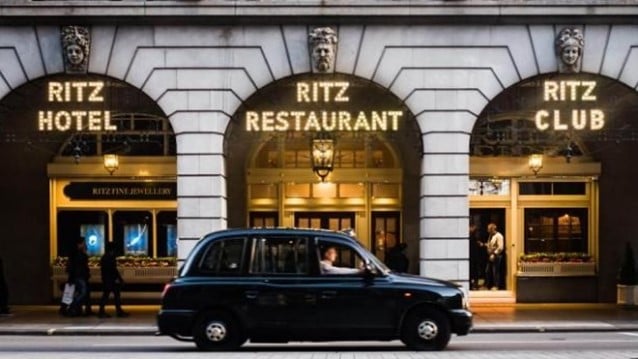 Milyarder kardeşler efsane oteli kime satıyor?