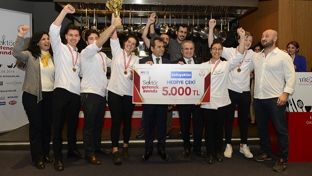 Genç şefler yine ter dökecek....Otelciler istihdam garantisi veriyor