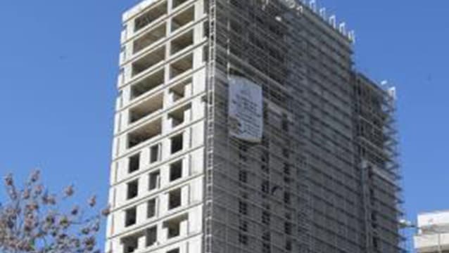 Green Park otel inşaatında çalışan işçiler isyan etti