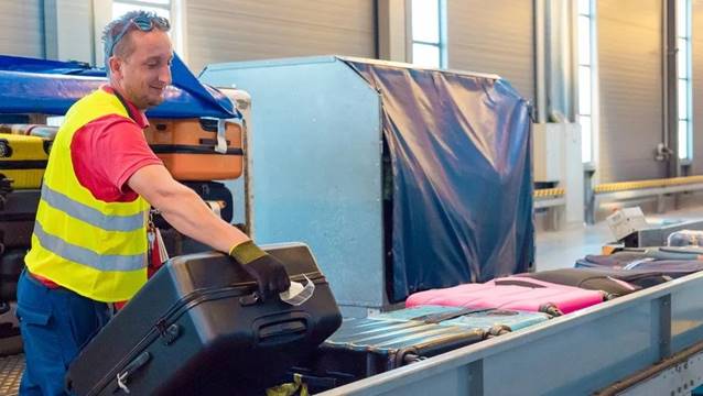 Havayolu şirketinden eleman eksikliğine ilginç çözüm!