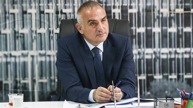 Her sabah önce o raporu okurum