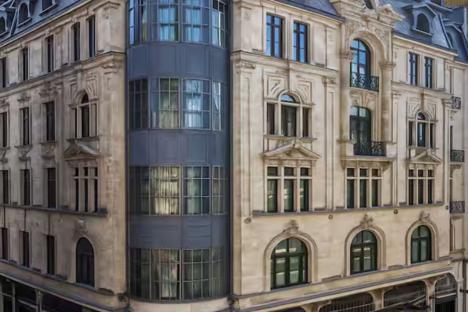 Beyoğlu'nun Hazinesi Palazzo Donizetti Hilton ile geri döndü
