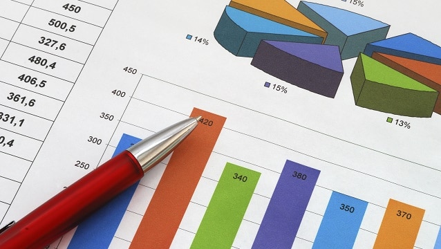 Hizmet sektöründe ciro ne kadar arttı?