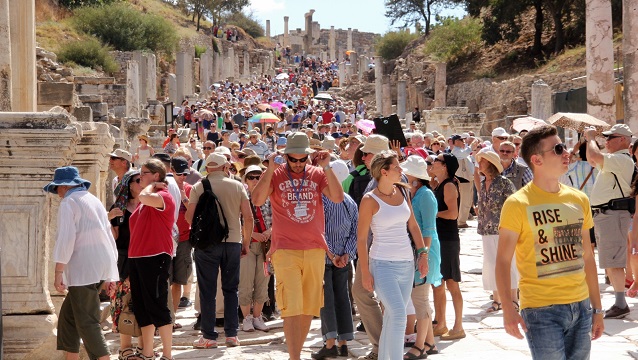 Hükümet turizmde seferberlik ilan etti!  İşte atılacak adımlar…