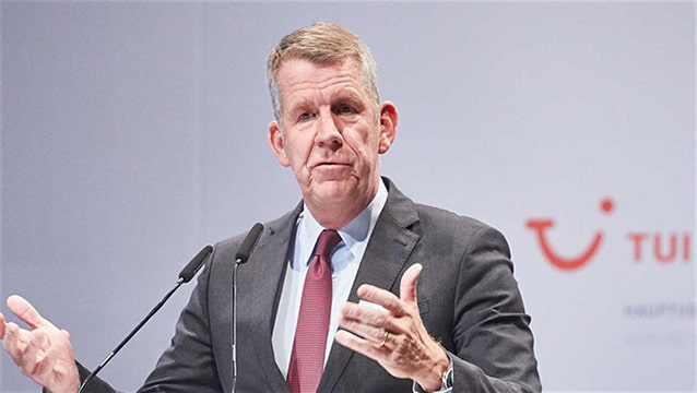 İki tur operatörünü satmak zorunda kaldı!