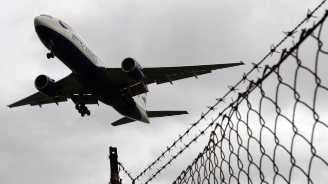 İngiltere'den 4 ülkeye seyahat yasağı!