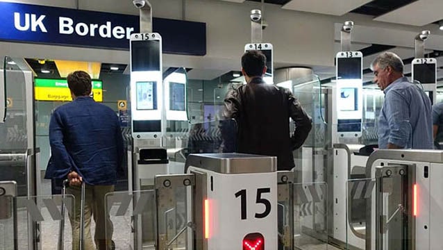 İngiltere'den bir haber daha! 14 gün karantina uygulamasını sonlandırıyor...