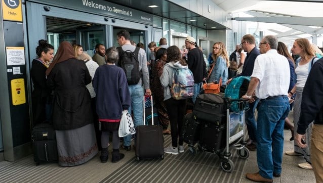 İngiltere'ye gidecekler için radikal uygulama!