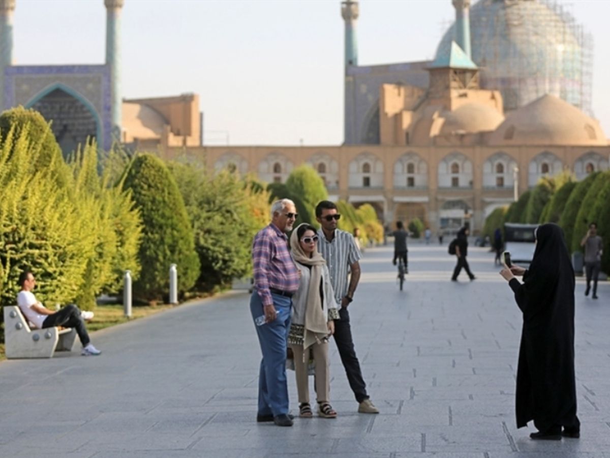 İran Rus turistler için vize kurallarını değiştirdi