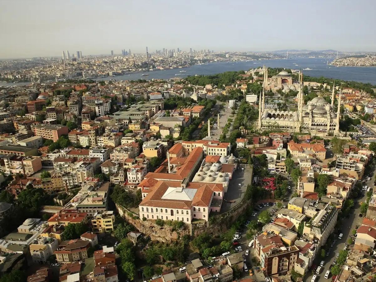 İstanbul’un merkezine araçla giriş ücretli olabilir: Turistlere yeni düzenleme gündemde