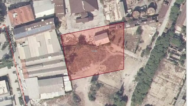 İzmir'in Konak ilçesinde satılık turizm imarlı arsa