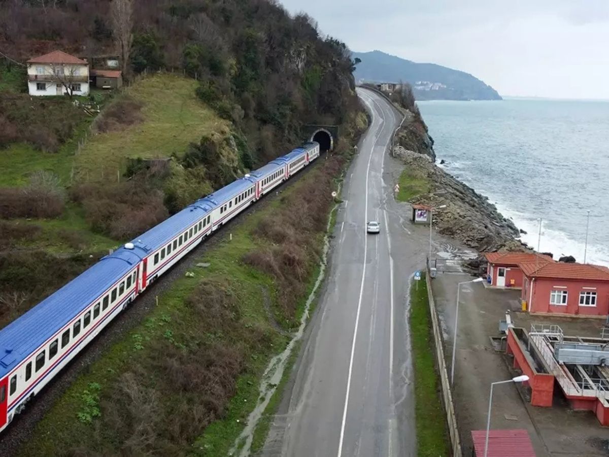 Turistik Karaelmas Treni sonbahar seferlerine başlıyor