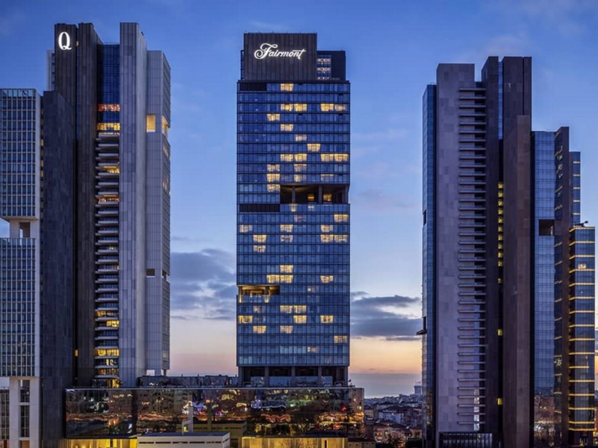 Fairmont Quasar Hotel İstanbul 120 milyon dolara satıldı
