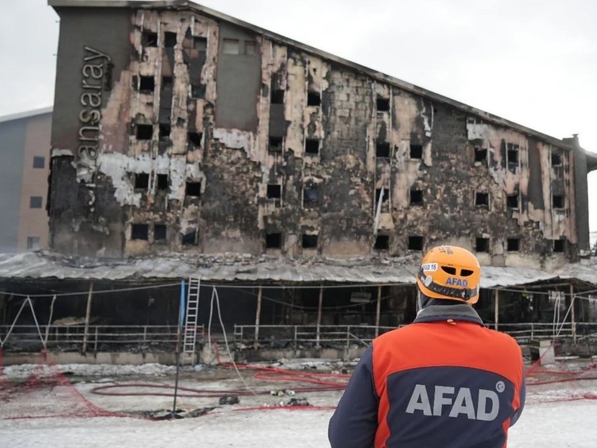 Kervansaray Oteli yangın davasında işletmeci ve müdüre 15’er yıla kadar hapis istemi