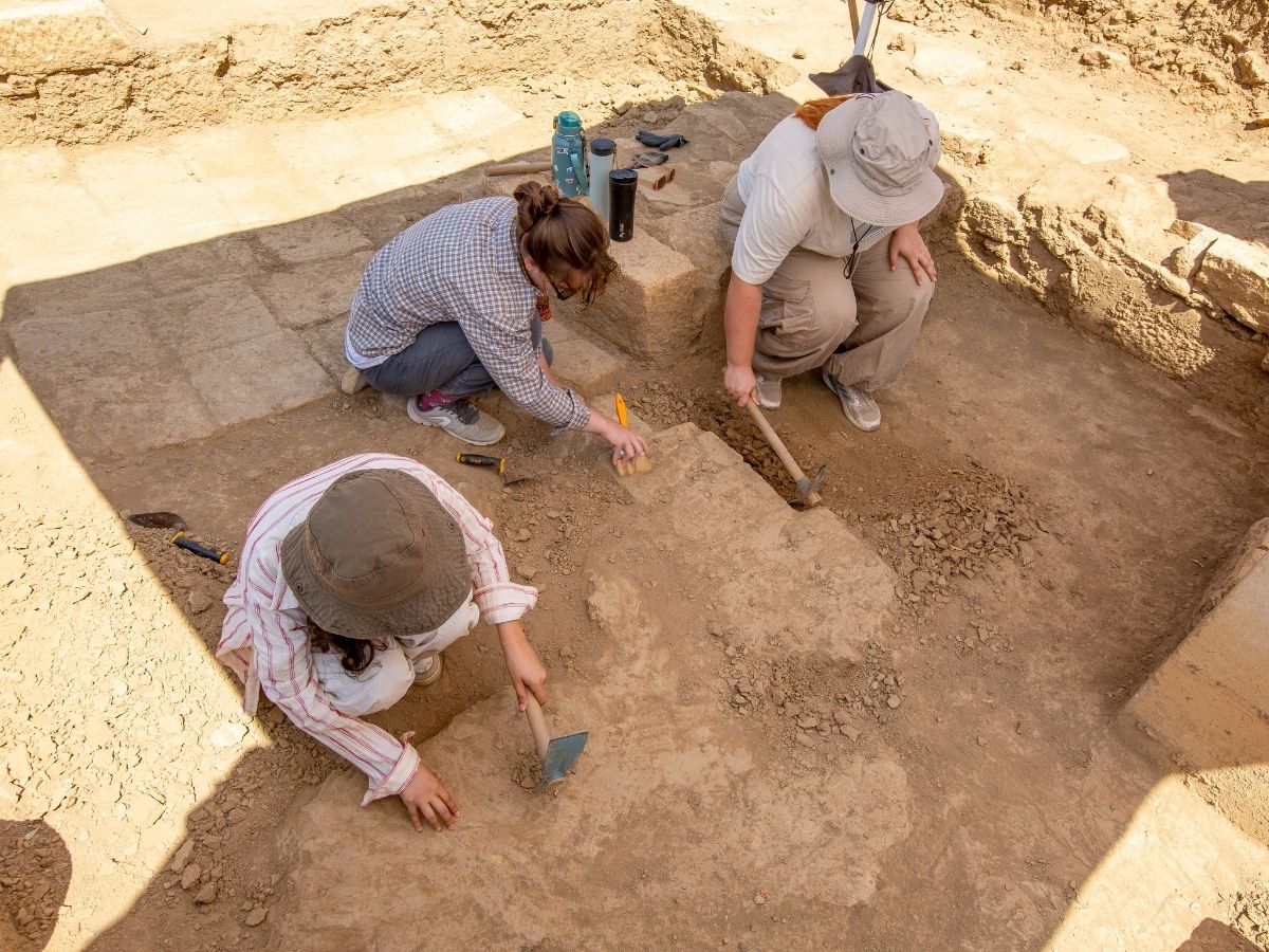 Antik dünyanın bilgelik merkezi Klaros gün yüzüne çıkıyor
